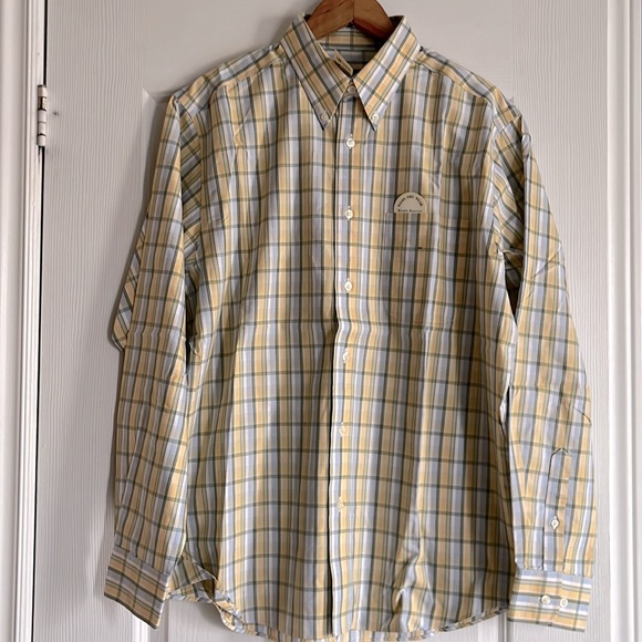 NWT - EDDIE BAUER Relaxed fit wrinkle resistant casual button down shirt - Picture 3 of 9